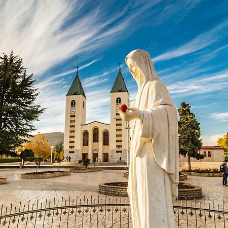 B&B Family Ostojic Međugorje Exteriör bild